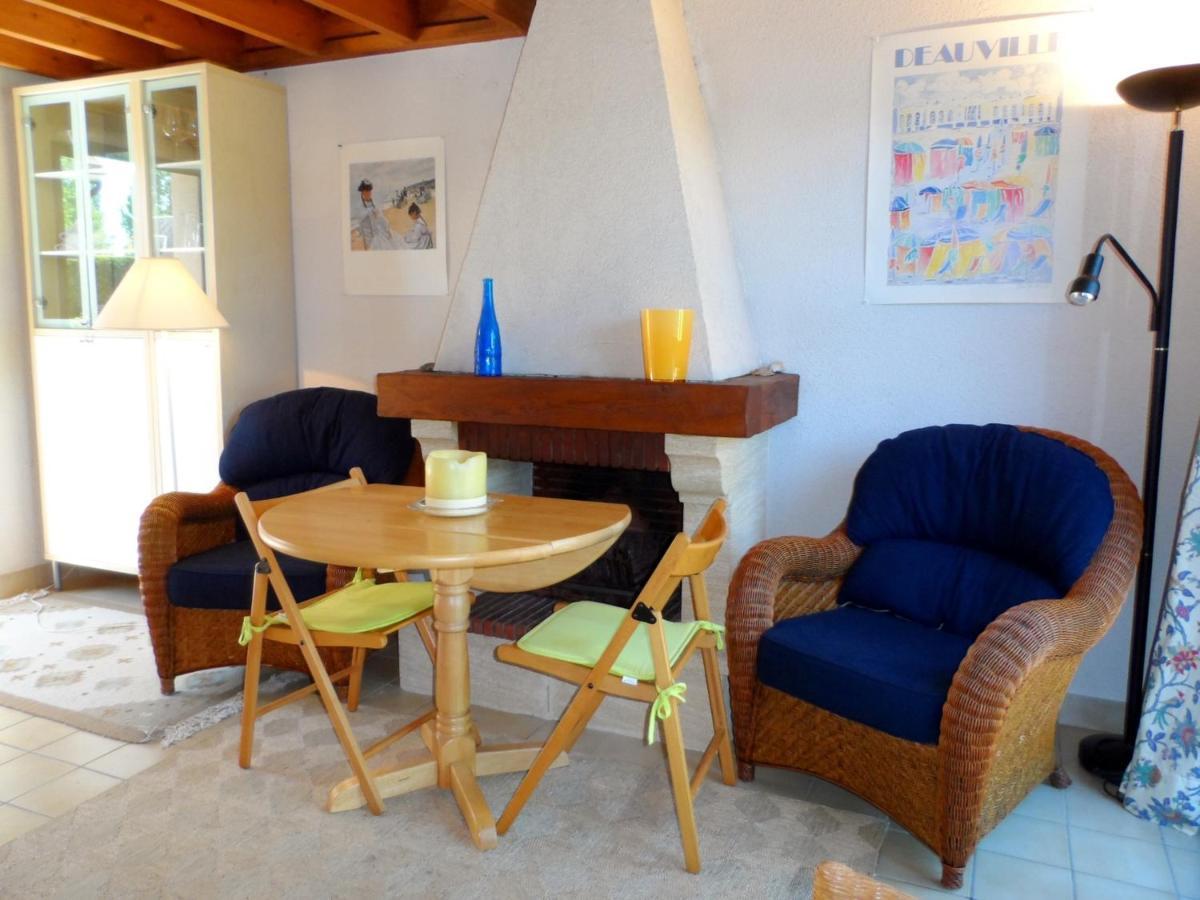 Charmant Cottage Normand Avec Jardin, Proche Hippodrome, Piscine Chauffee Et Tennis, Parking Prive - Fr-1-487-288 Cabourg Bagian luar foto