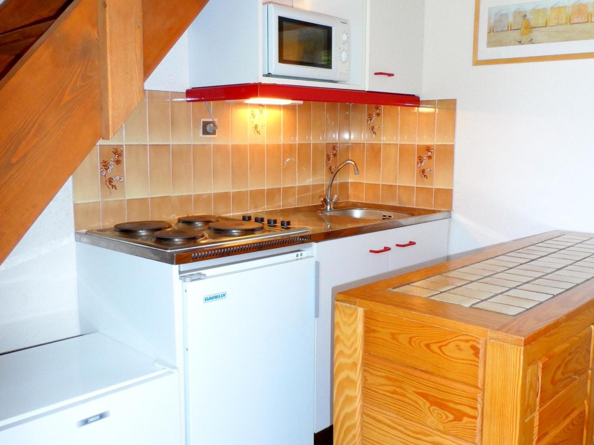 Charmant Cottage Normand Avec Jardin, Proche Hippodrome, Piscine Chauffee Et Tennis, Parking Prive - Fr-1-487-288 Cabourg Bagian luar foto